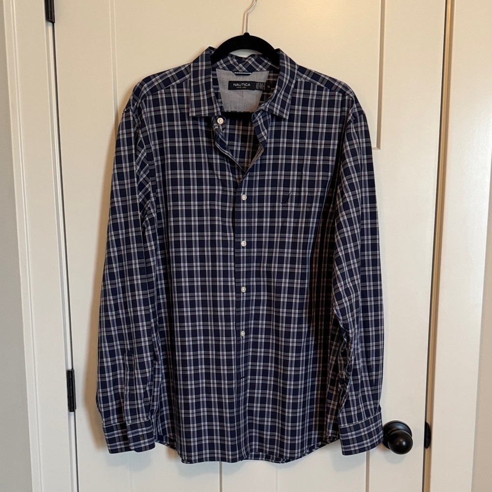 Nautica Men's Blue Checkered Button Down Shirt XL